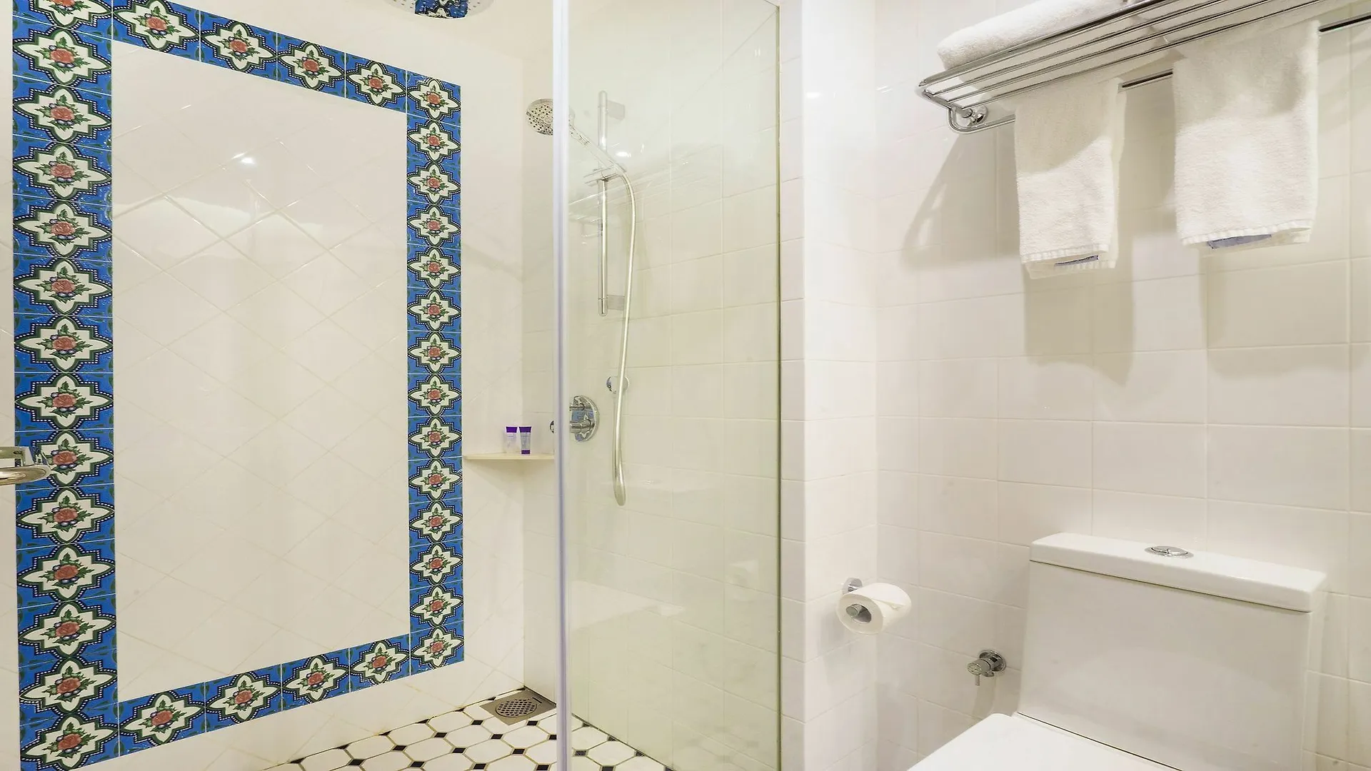 Zen Rooms Joo Chiat سنغافورة 3*,